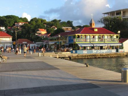 Les Saintes